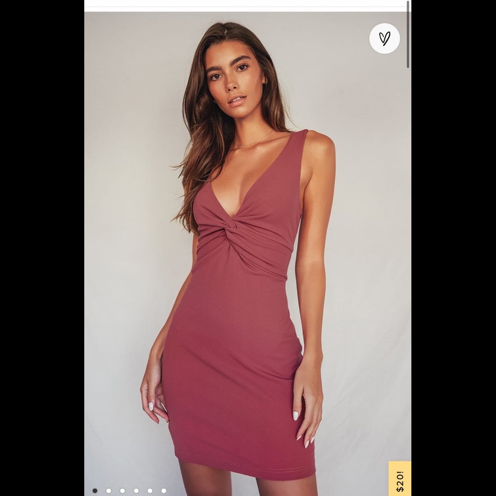 Lulu’s bodycon twist front mini dress. Size medium. NEVER WORN.